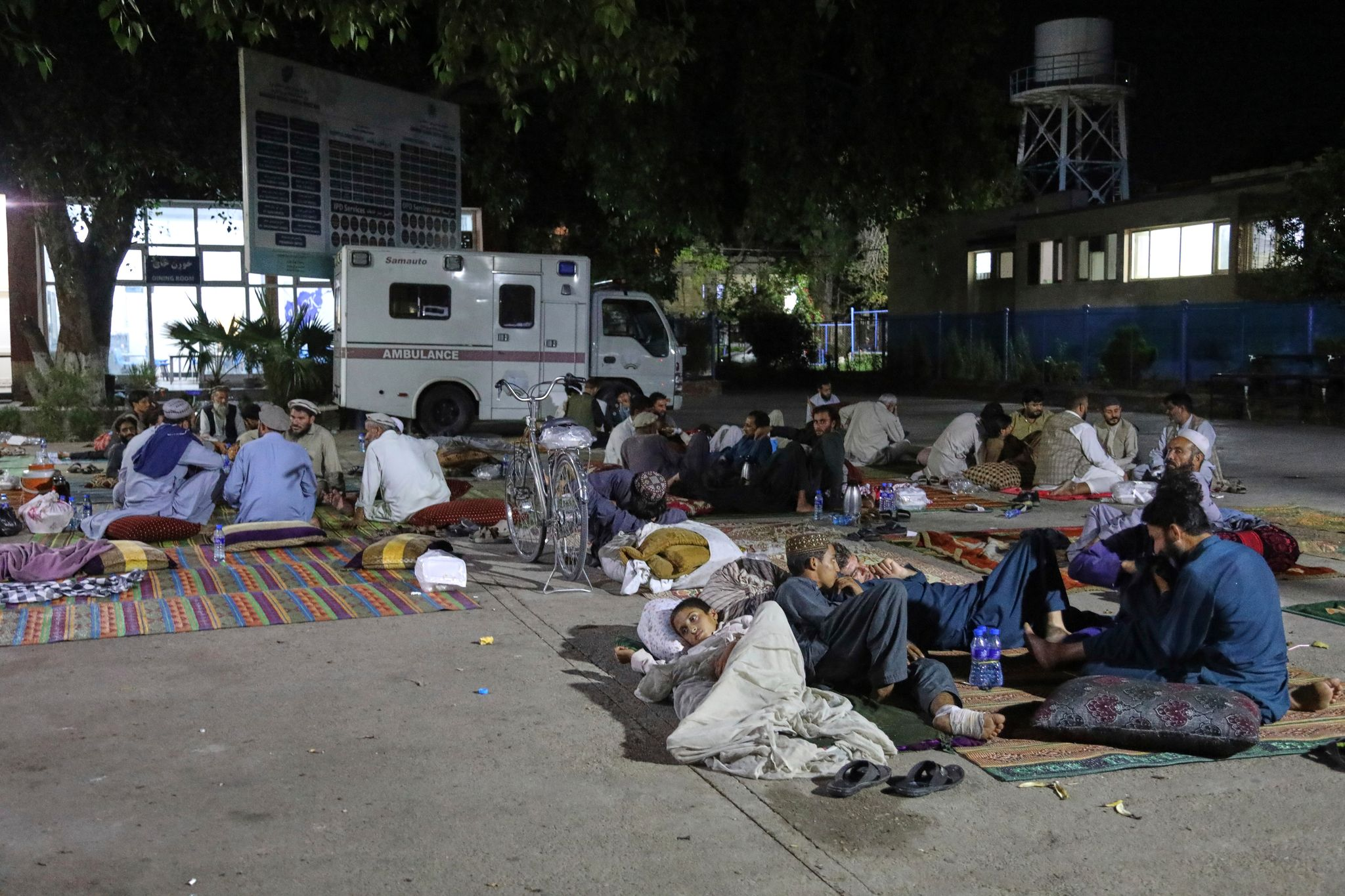 Erdbeben der Stärke 6,3 erschüttert Afghanistan - 9 Tote, Moschee zerstört