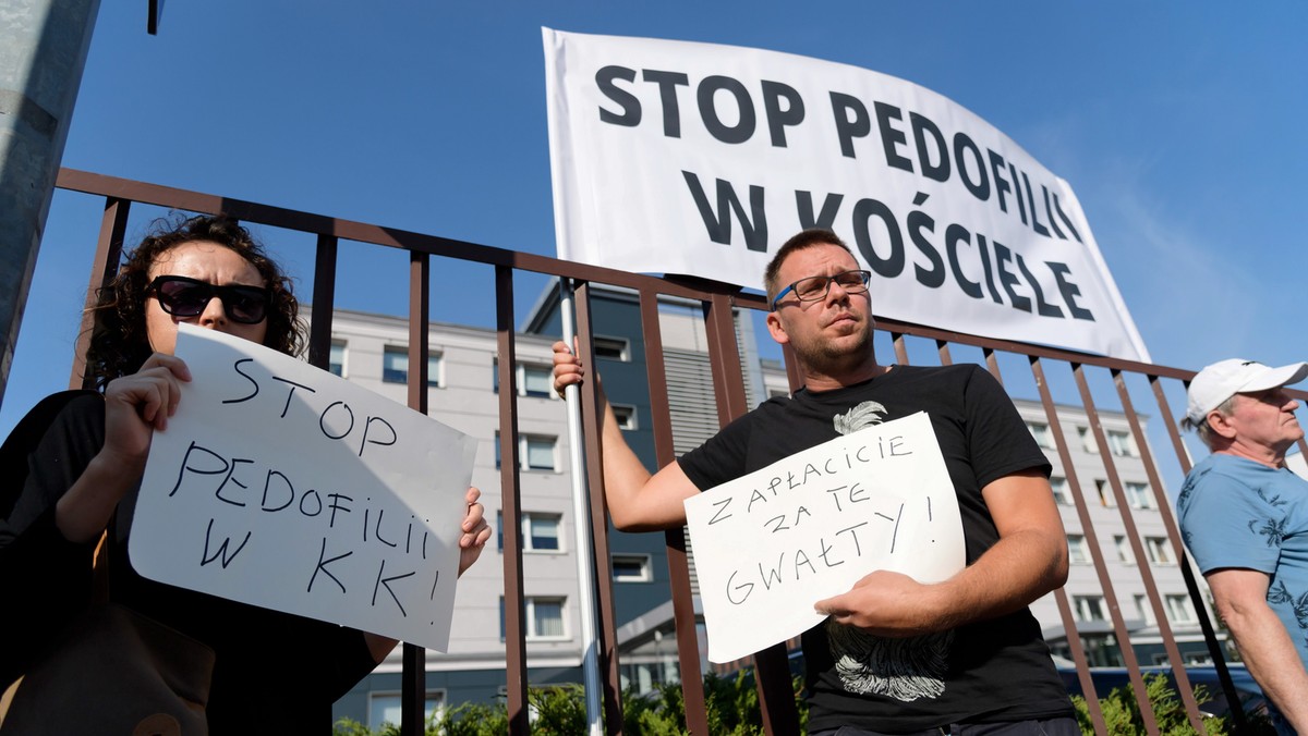 protest poznań stop pedofilii towarzystwo chrystusowe 