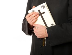 Czy można odmówić wizyty księdza po kolędzie i czy to grzech?