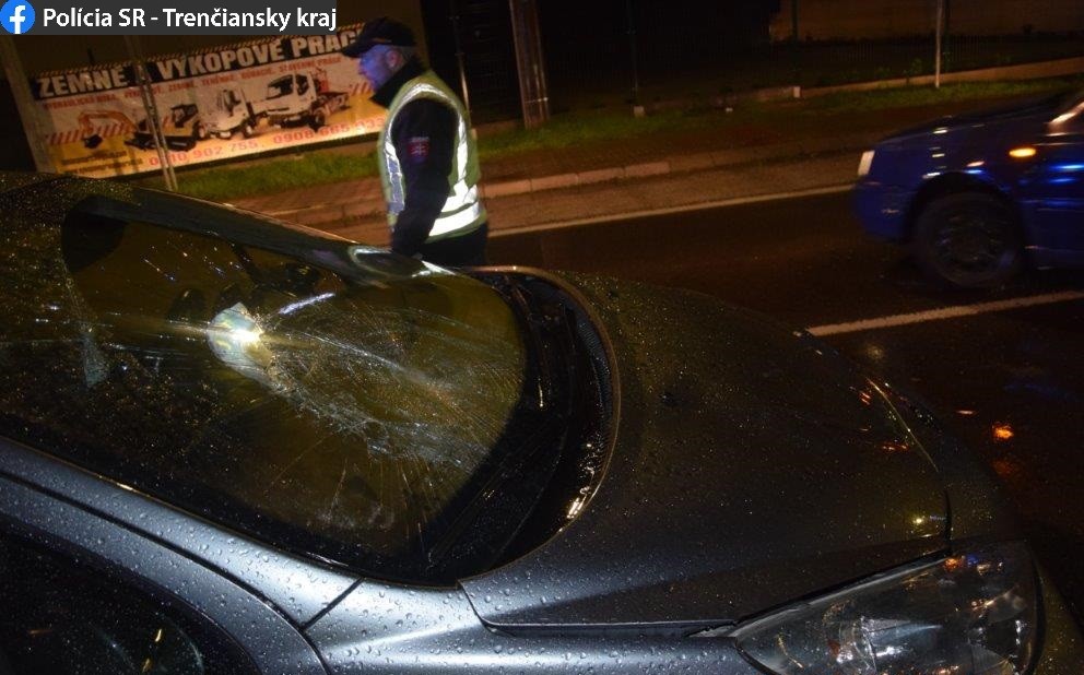 Po nehode na priechode pre chodcov zomrela 71-ročná chodkyňa.