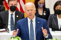 Biden: Putin nie celuje w obiekty militarne. Próbuje zniszczyć ukraińską kulturę