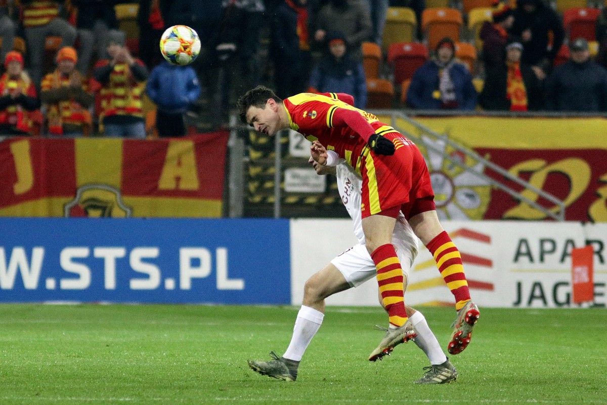 Ekstraklasa: Jagiellonia coraz bardziej traci kontakt z czołową ósemką tabeli