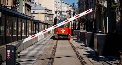 Szlaban na deptaku w Sosnowcu. Śmieje się cała Polska