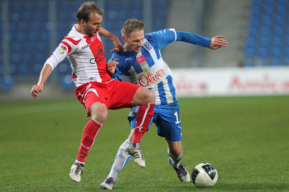 PIŁKA NOŻNA LIGA POLSKA LECH POZNAŃ ŁKS ŁÓDŹ