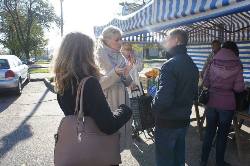 Kostempska agituje na L4