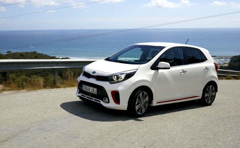 Kia picanto GT Line wyróżnia się m.in. 16-calowymi alufelgami