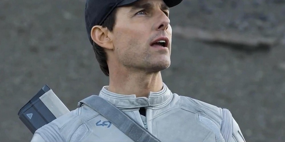 <b>Oblivion</b><br /><br />
<b>Polska premiera - 19 kwietnia 2013</b><br /><br />
Akcja filmu toczy się w przyszłości, w której ludzie żyją w chmurach, ze względu na napromieniowanie Ziemi. Główny bohater, Jack (Tom Cruise), znajduje w rozbitym statku kobietę i zaczyna wątpić w informacje przekazywane mu na temat świata, w którym żyje.