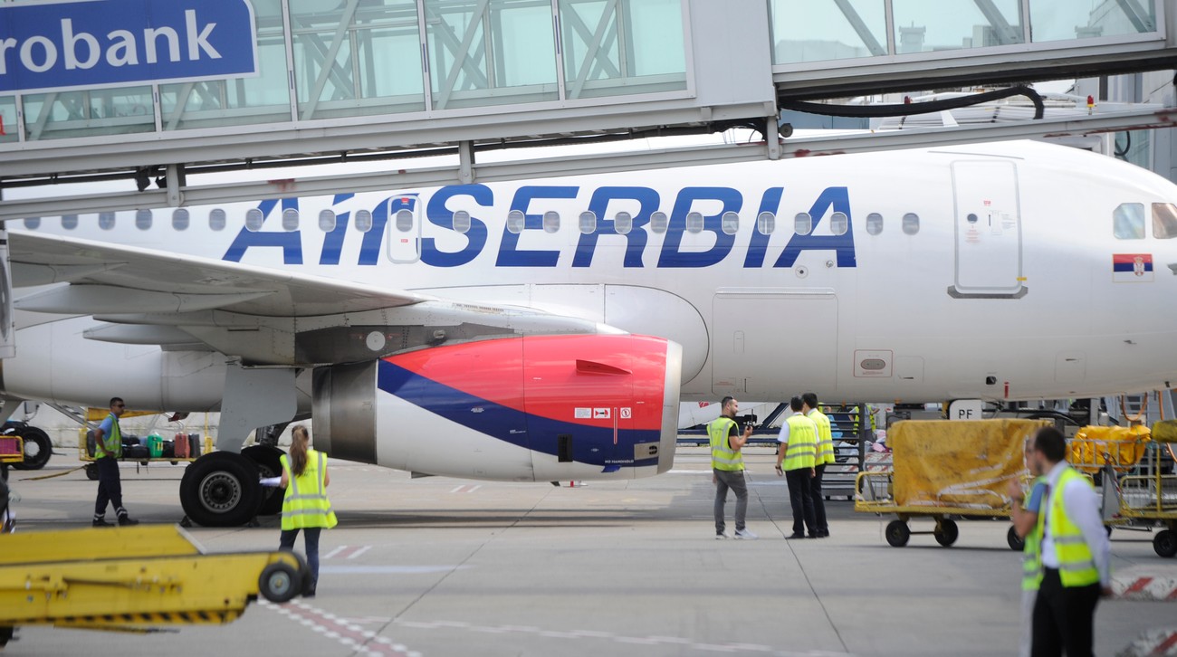 &#34;Situacija počinje da izmiče kontroli&#34;: Er Srbija: Otežano odvijanje saobraćaja na beogradskom aerodromu