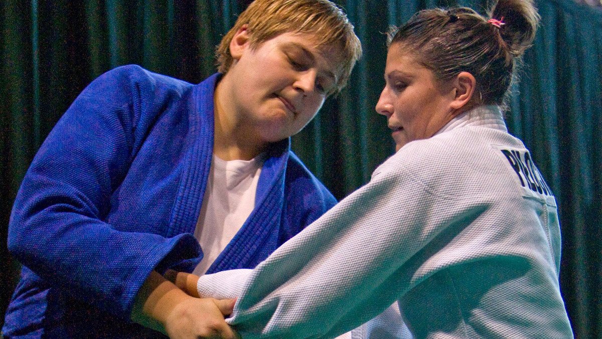 26-letnia Urszula Sadkowska (Gwardia Opole) awansowała do półfinału kategorii +78 kg mistrzostw Europy w judo w Wiedniu.