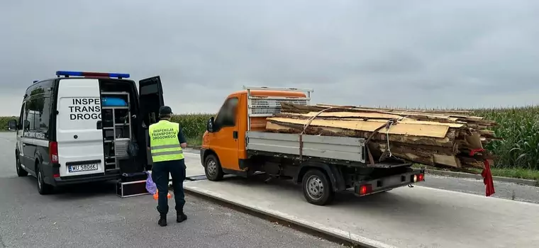 Przeciążone dostawczaki to prawdziwa plaga. Skala zjawiska przeraża