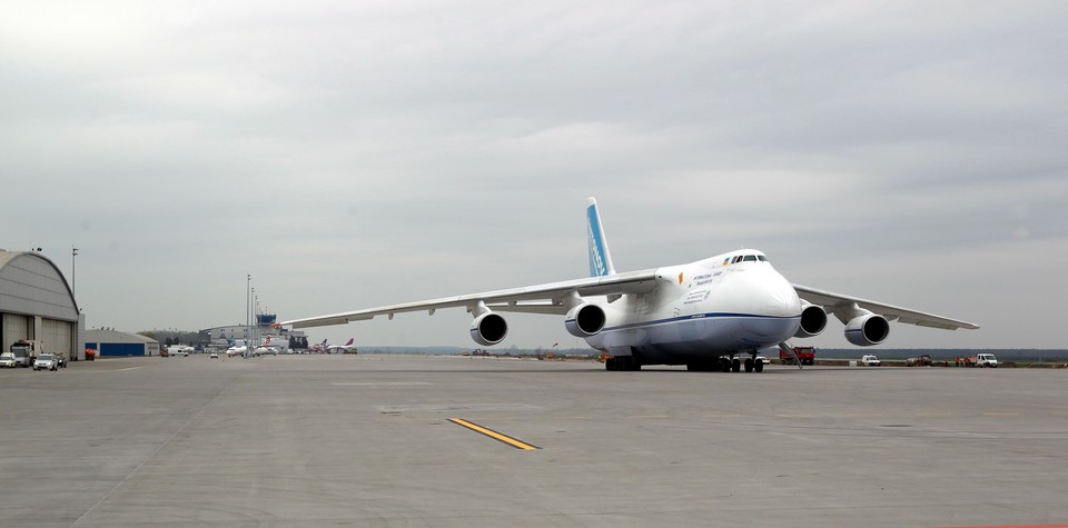 AN-124 RUSŁAN