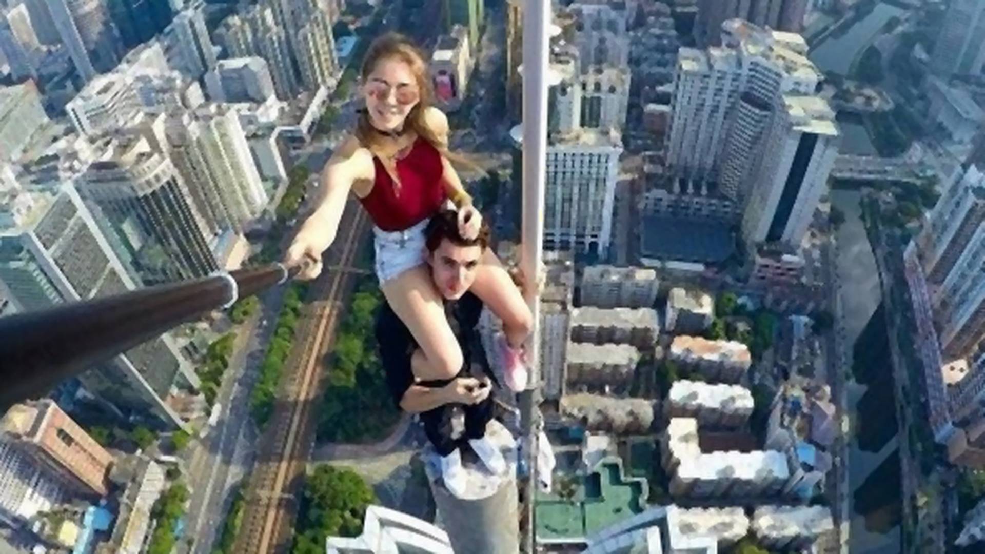 Fotkanje selfija odnelo više od 250 života za šest godina