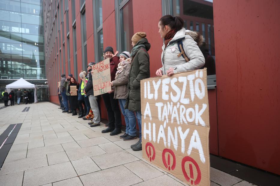 Ilyesztő a tanárok hiánya / Fotó: Blikk / Zsolnai Péter