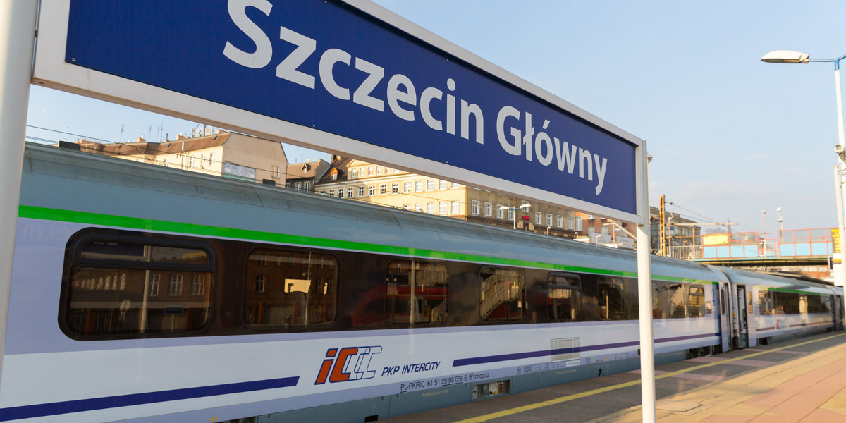 Sanepid szuka pasażerów pociągu PKP Intercity.