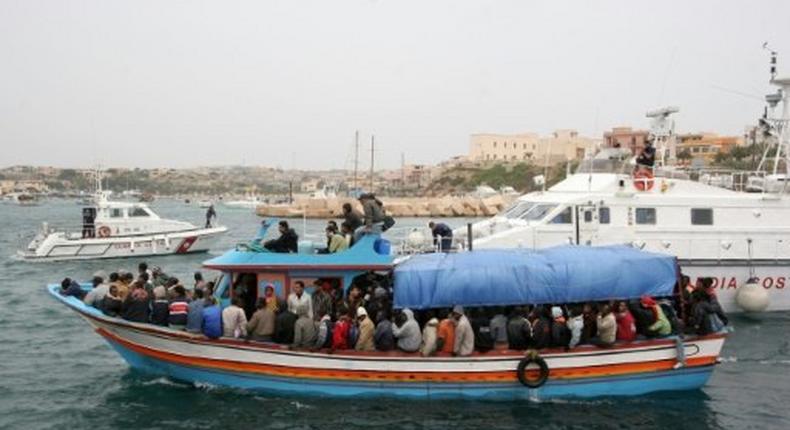 Hundreds mourn Nigerian killed in Italy attack