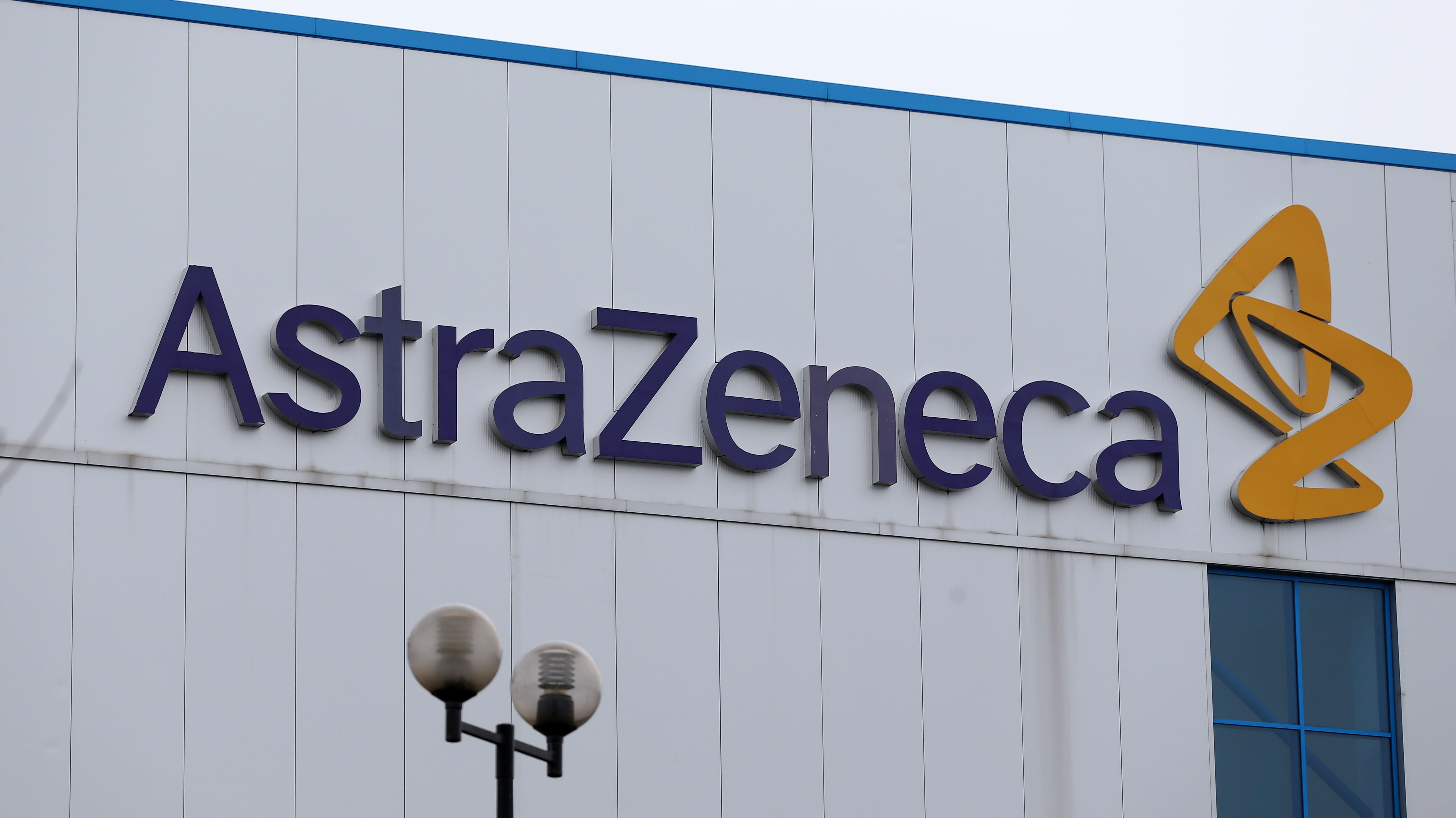 AstraZeneca ditches Nasdaq for NYSE but keeps UK base