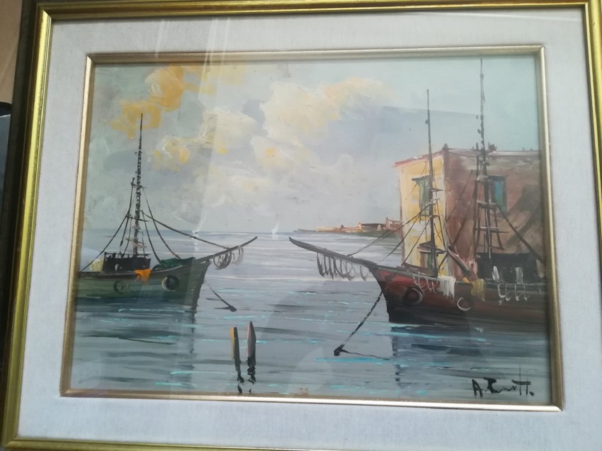 Uramljene slike bile u prtljažniku automobila