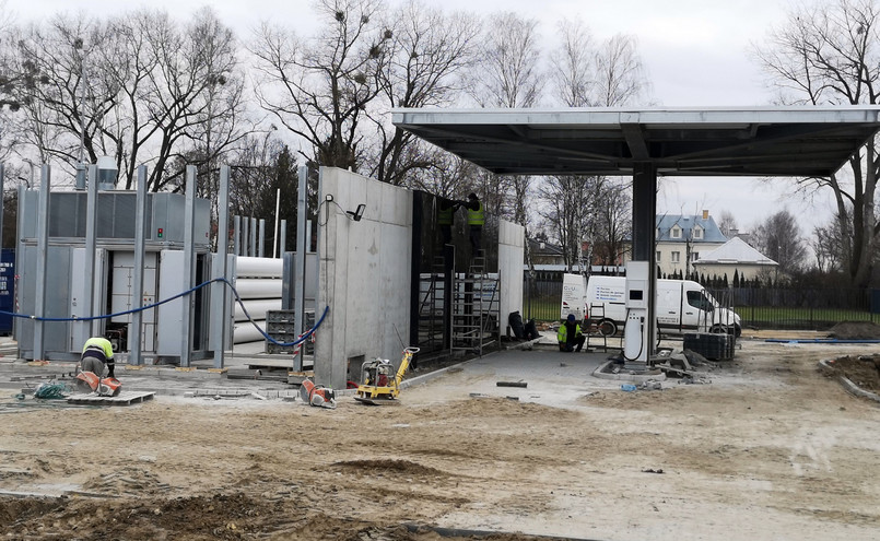 Pierwsza stacja tankowania wodoru w Warszawie (zdjęcie z 22 lutego 2023 roku)