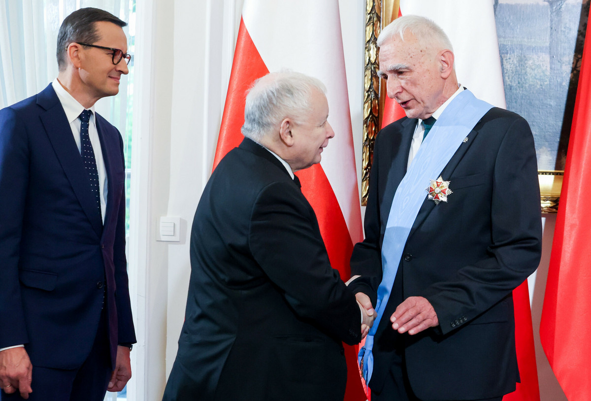 To jemu prezydent i prezes PiS dziękowali za Baltic Pipe. Z rządem pożegnał się w kontrowersyjnych okolicznościach