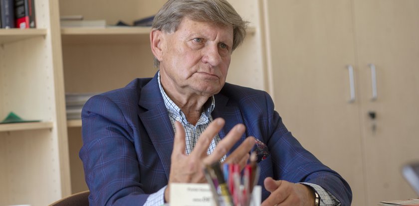 Prof. Balcerowicz mówi czytelnikom "Faktu" jak rozliczać władzę z walki z inflacją a do rządzących apeluje: "Pilnujcie wartości złotego i skończcie awantury z Unią"