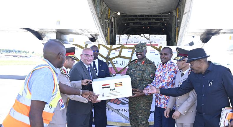 The foot and mouth disease vaccines were received by Senior Presidential Advisor on Special Operations, Gen. Muhoozi Kainerugaba, at Entebbe International Airport.