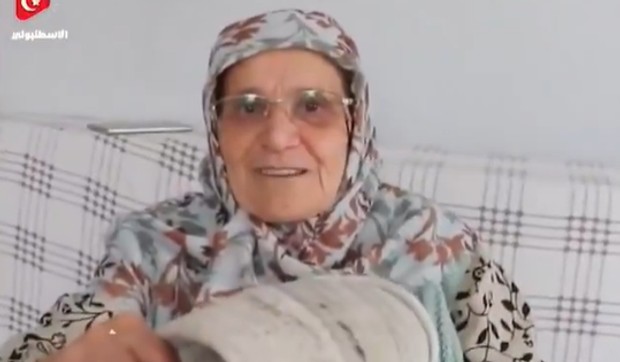 Baba udarila unuku papučom