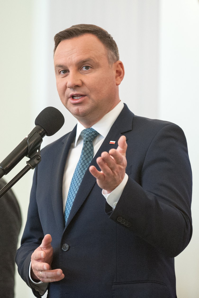 Duda pogratulował żeglarkom srebrnego medalu. Internauci wytknęli mu jeden szczegół