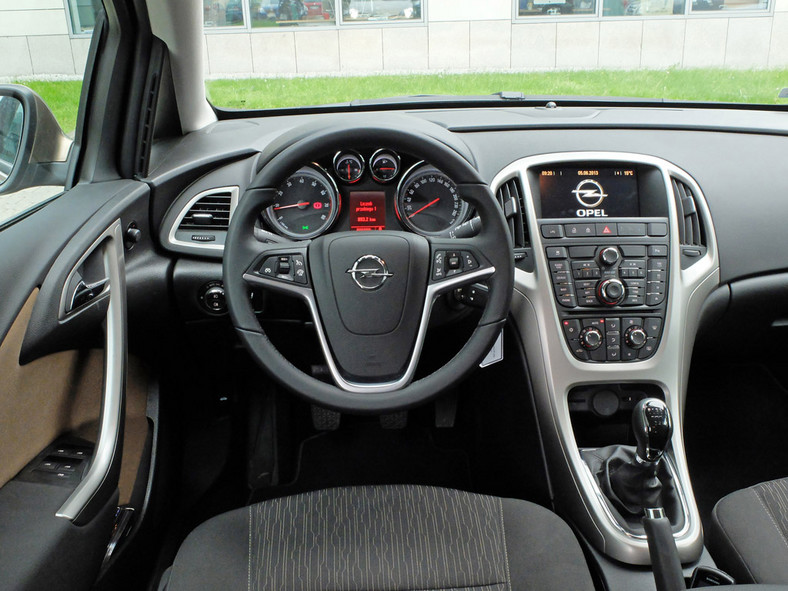 Opel Astra 1.4 T LPGTEC: czy fabryczna instalacja LPG jest dobra?