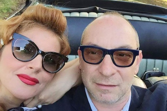 Dečko voditeljke "Pinka" poginuo u avionskoj nesreći, kolega joj je javio za njegovu smrt: "Rekao mi je da pilot nije preživeo"