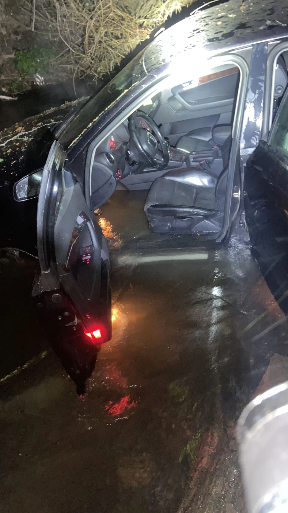 Kolima sleteli u reku