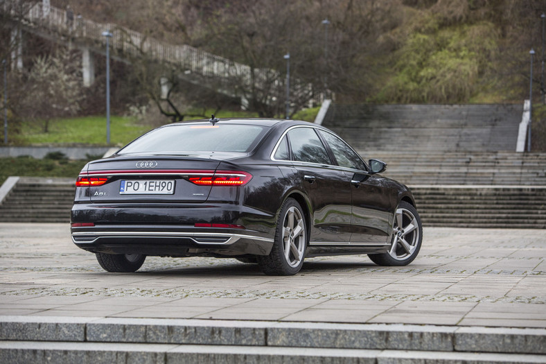 Audi A8 L 55 TFSI quattro - dotyk luksusu