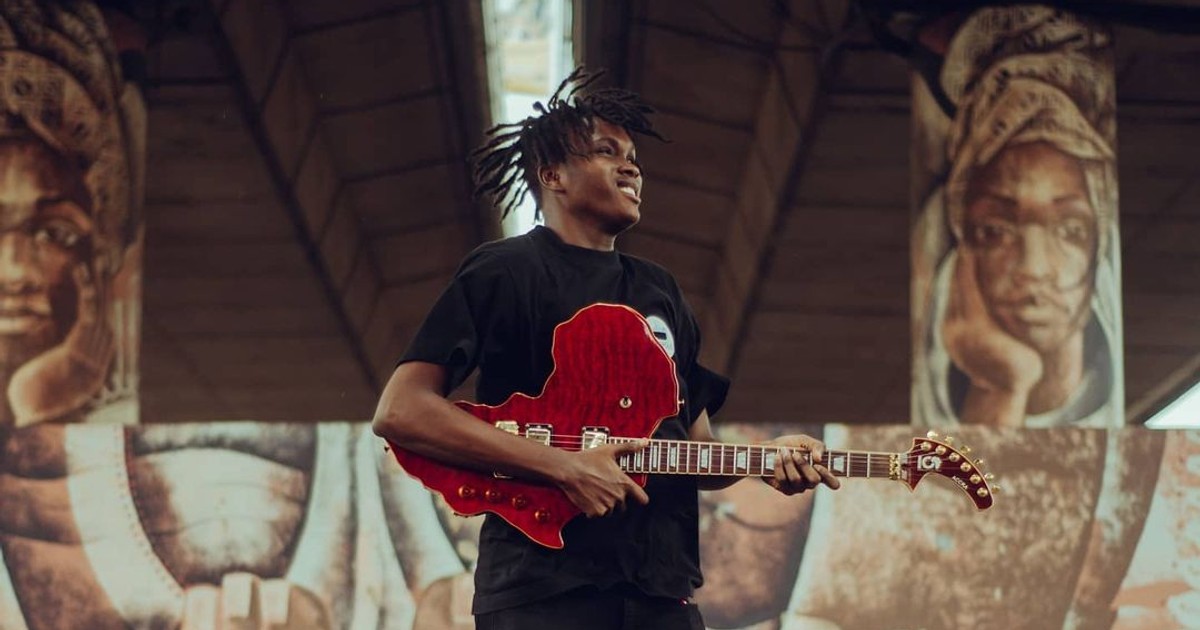 Dr Ezekiel Olaleye, founder of African Electric Guitar names guitar after Nairobi - Vimarsana News