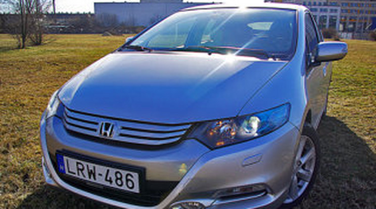 Ez a legolcsóbb hibrid - Honda Insight