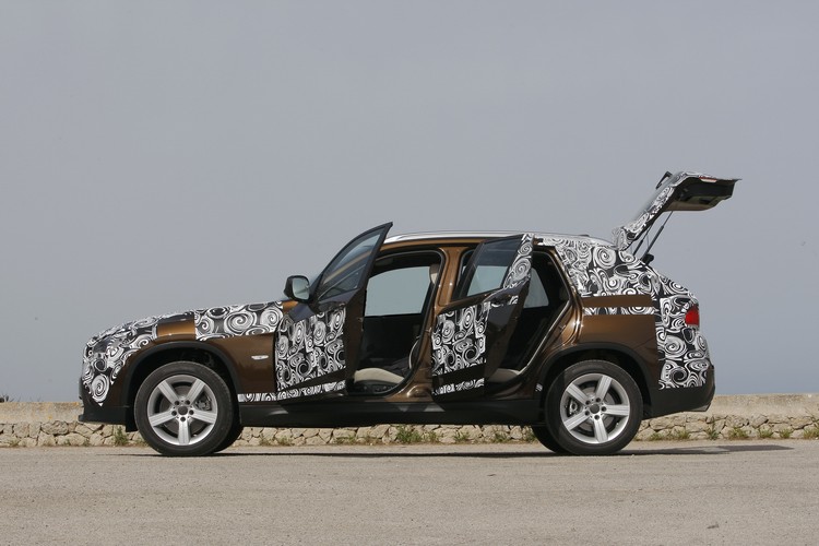 Grzechem by było gdyby zapomnieli zamontować ekologiczny układ Efficient Dynamics z systemem start/stop i alternatorem, który jest ładowany tylko w czasie hamowania