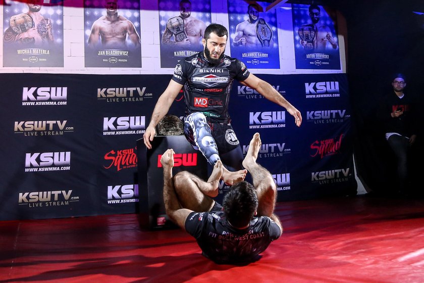 KSW 52: Powrót Mameda Chalidowa