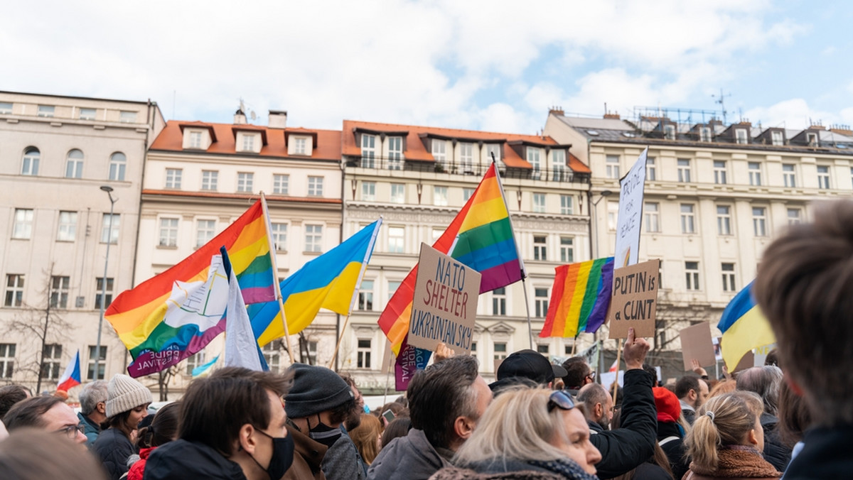 Ukraina. "Teraz nie ma czasu na homofobię". Osoby LGBT+ opowiadają o wojnie