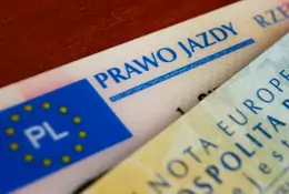 Donald Tusk może już odzyskać prawo jazdy. Jak to się robi?