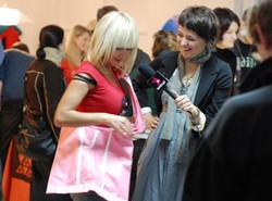 Cuda ze śmieci na wystawie w Warszawie