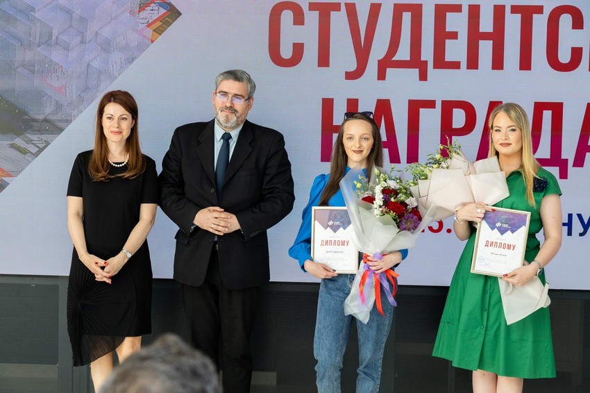 Ovogodišnji konkurs izazvao je veliko interesovanje, a pristigao je rekordni broj radova na dve teme