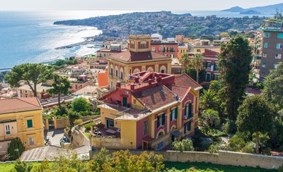 Włochy: Superwulkan koło Neapolu znowu 'przemówił'. Władze muszą przygotować nowe plany ewakuacyjne ludności