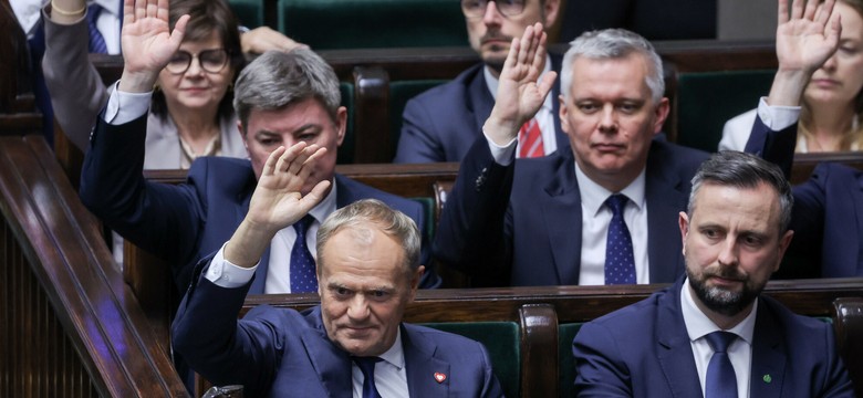 Kosiniak-Kamysz potrząśnie sceną polityczną i pójdzie z PiS? "Boi się Kaczyńskiego"