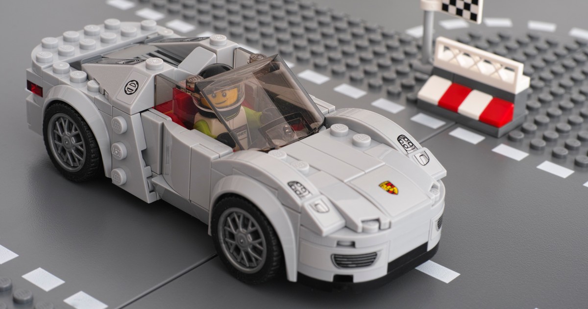 Twoje dziecko lubi samochody i klocki Lego? Lepszego prezentu nie znajdziesz!