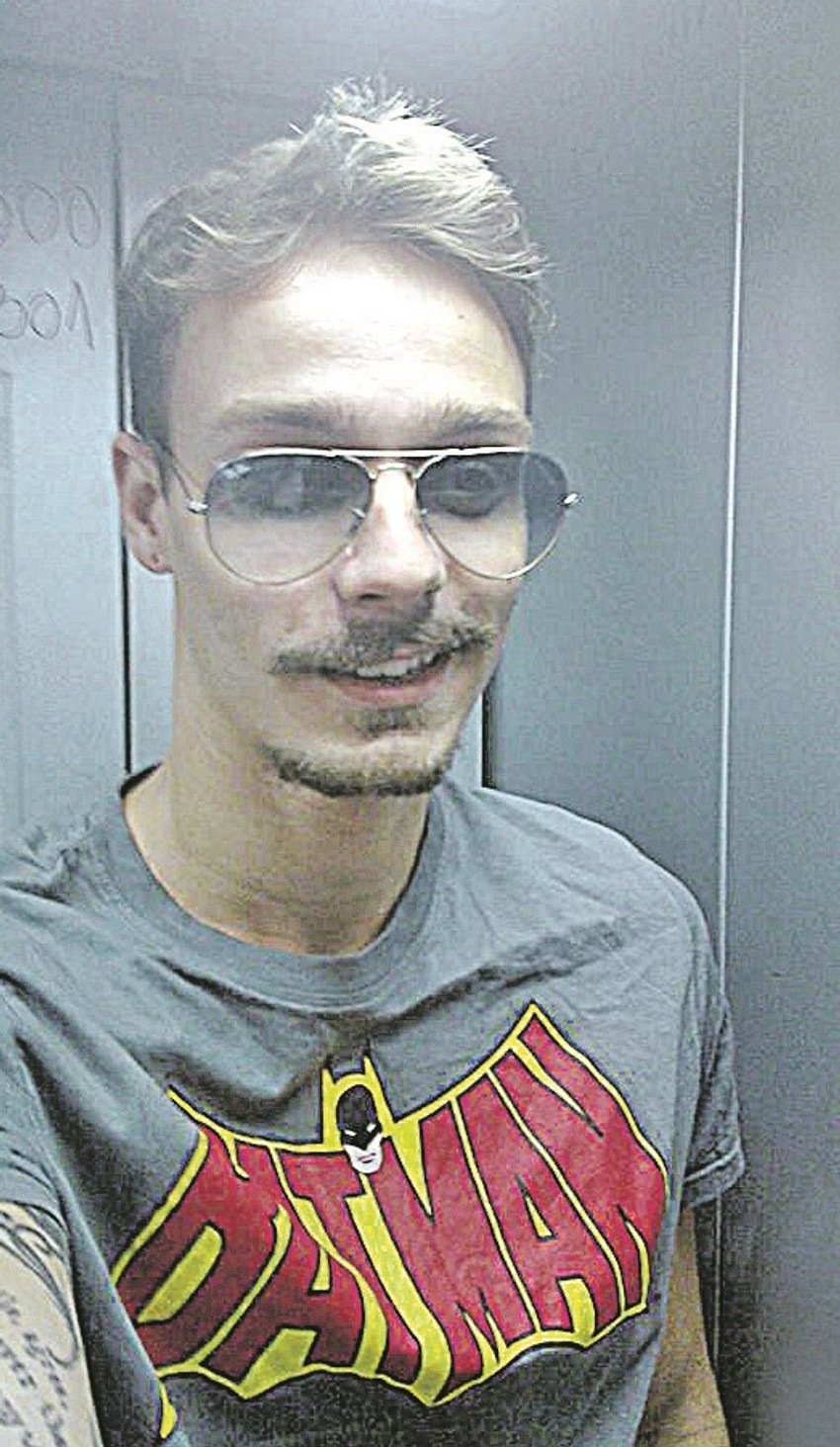 Sumnjiči se da je pre hapšenja već iznudio oko 1,5 miliona dinara od Amerikanaca: Momčilo Đinović