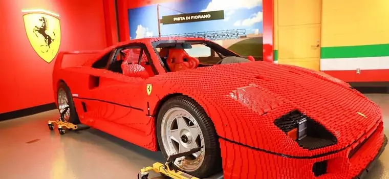 Ferrari F40 z klocków Lego powstało w Kalifornii. Można do niego wsiąść