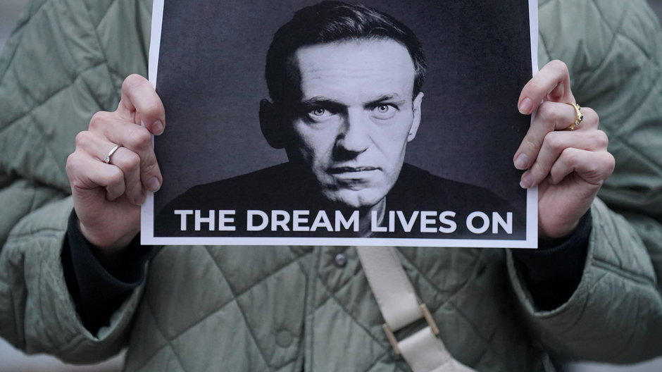 Protest po śmierci Aleksieja Nawalnego w Londynie.