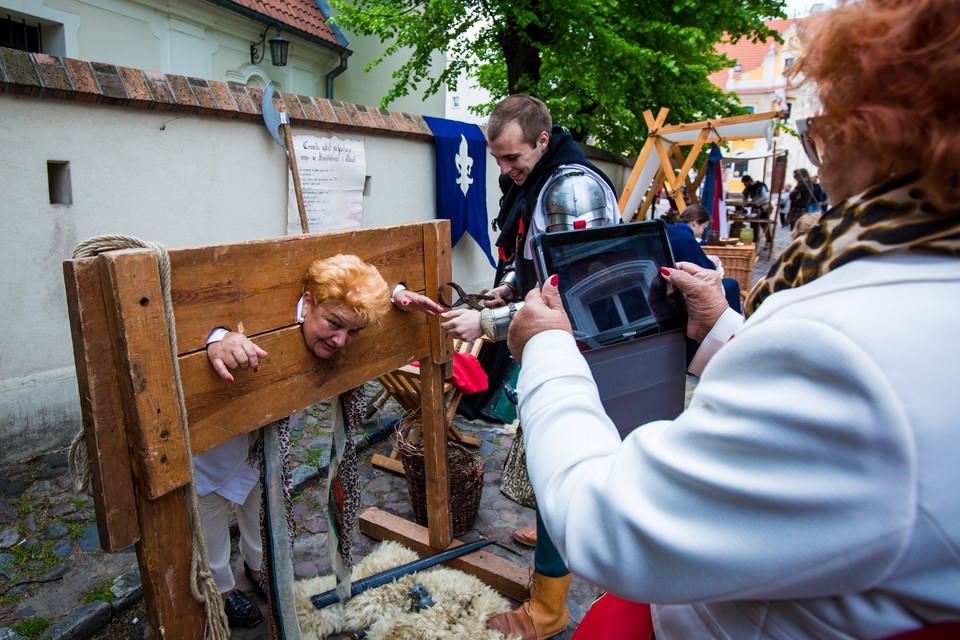 POZNAŃ ŚREDNIOWIECZNY TARG ŚRÓDECKI (Targ średniowieczny na poznańskiej Śródce)