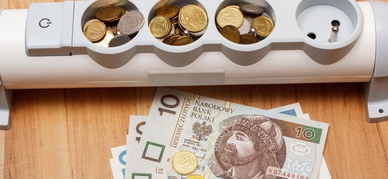 Nawet 600 zł na rachunki za prąd dla tych osób. Kto może ubiegać się o wsparcie?