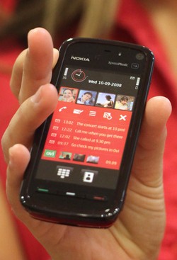 Nokia zarobiła o 90 procent mniej niż rok temu