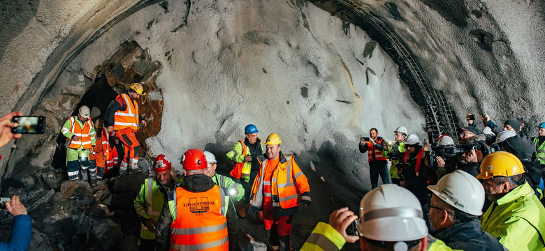 Tunel na drodze ekspresowej S1 wydrążony, inwestycja rośnie w oczach. Wiemy, kiedy pojadą nim kierowcy