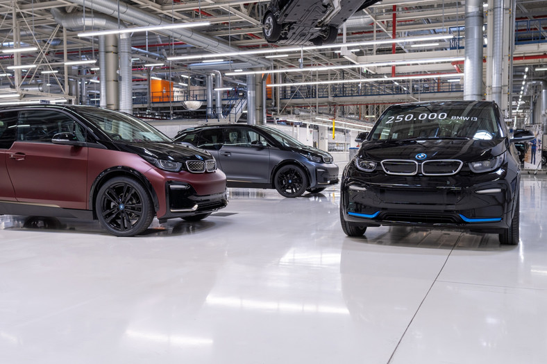 BMW i3s